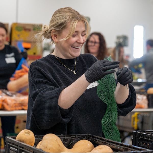 Volunteer in CTFB Sort warehouse