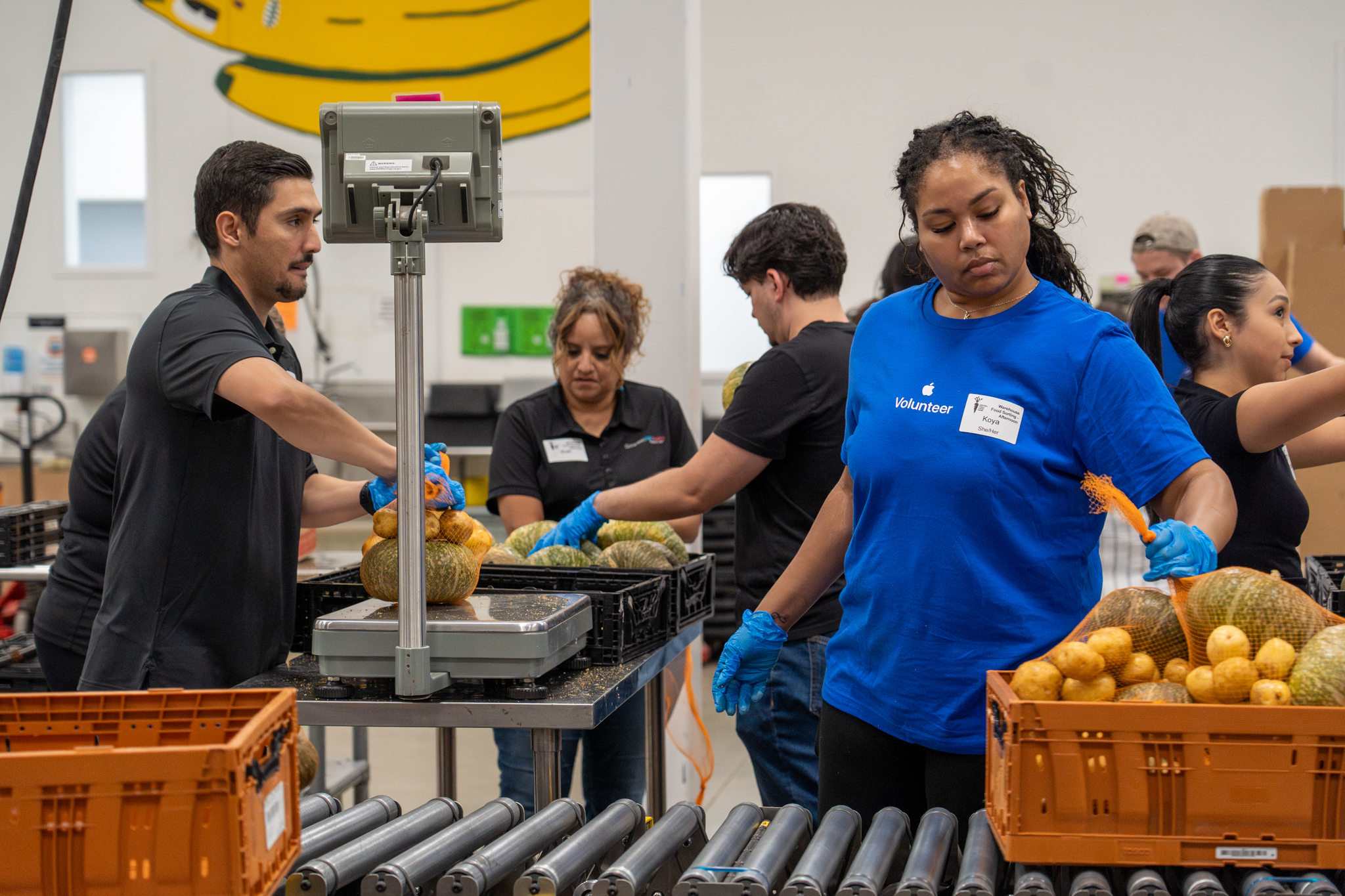 CTFB Volunteers from Apple in Sort warehouse