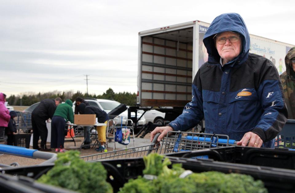 Elderly Couple Turn to Food Bank to Stay Healthy